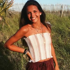 Meet your Posher, Ainsley